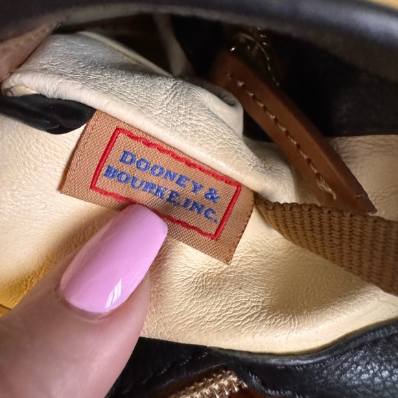 Dooney & Bourke Raleigh Small Roxy Bag. - Picture 13 of 14